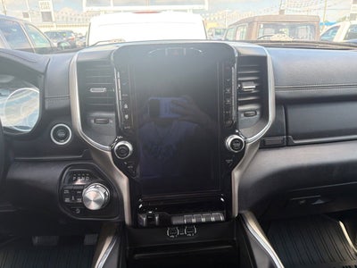 2021 RAM 1500 Laramie Crew Cab 4x4 5'7" Box