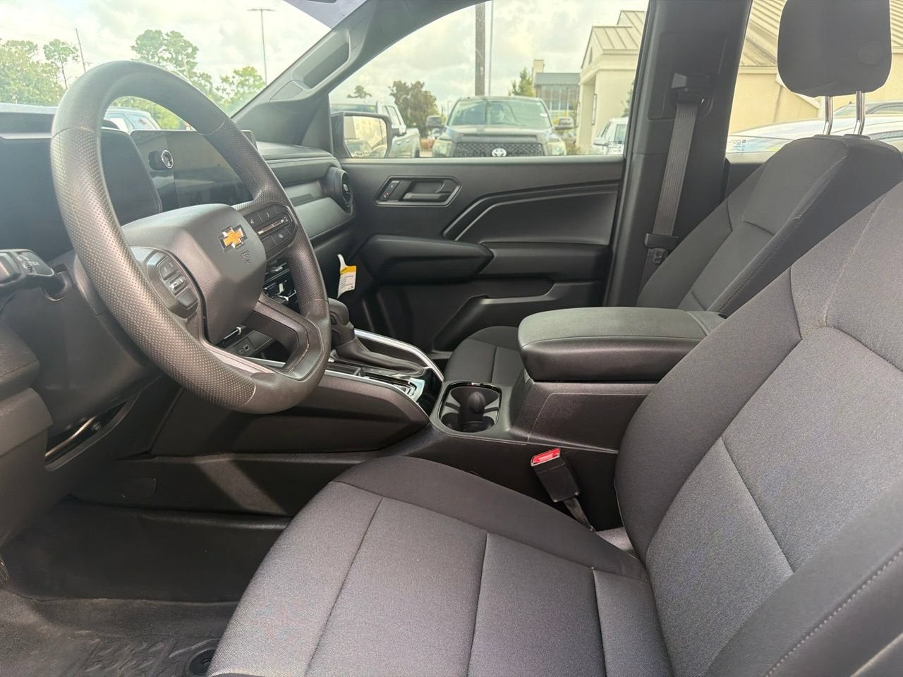 2024 Chevrolet Colorado WT