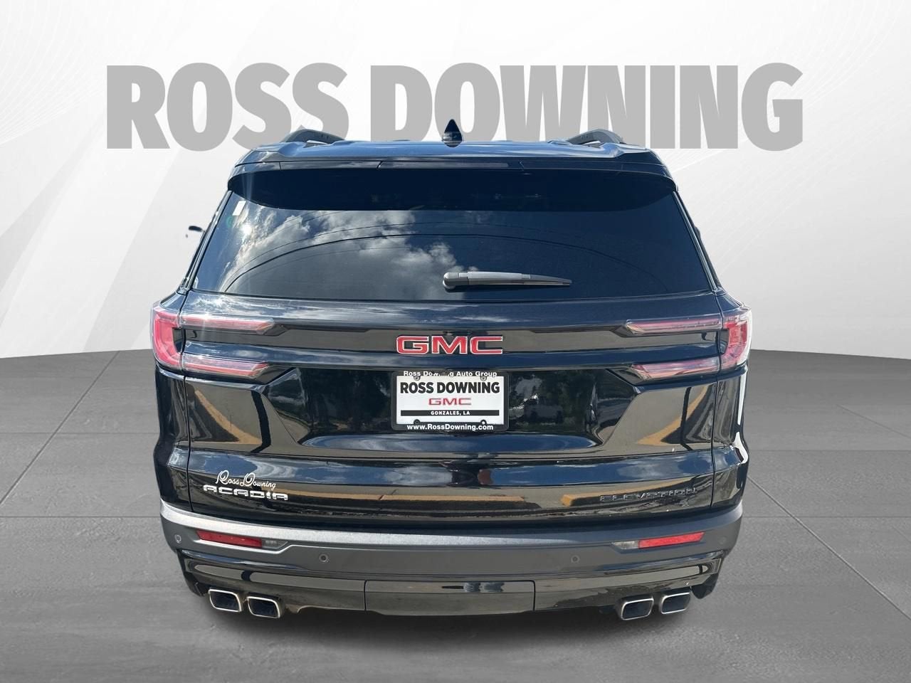 2024 GMC Acadia Elevation