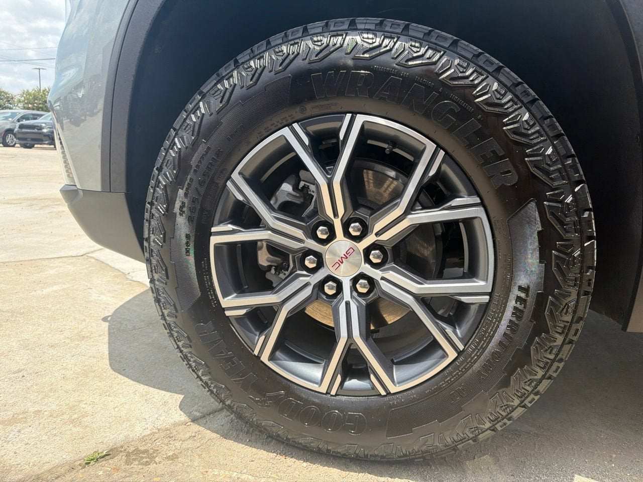 2026 GMC Acadia AT4