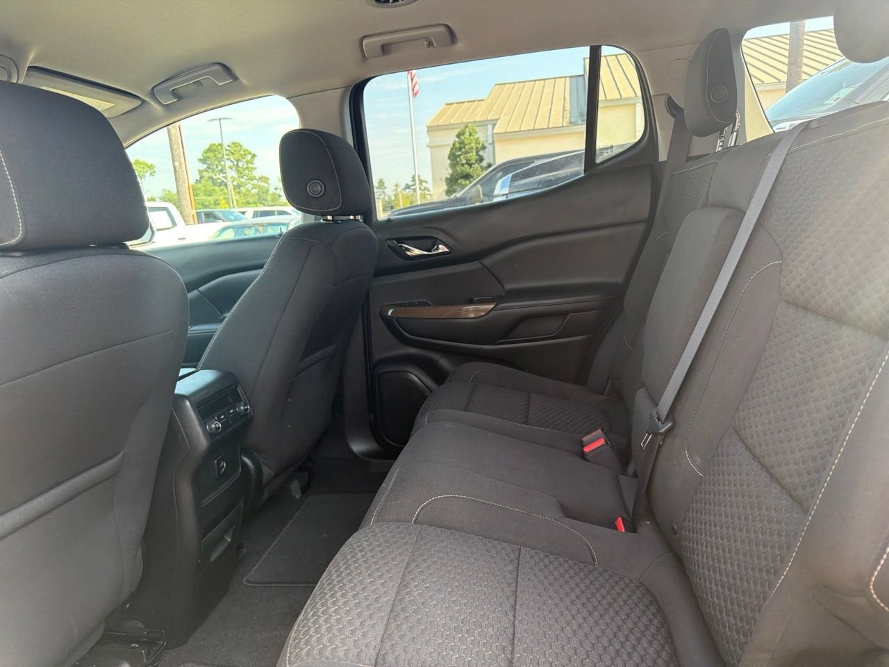 2017 GMC Acadia SLE