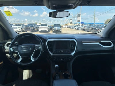 2017 GMC Acadia SLE