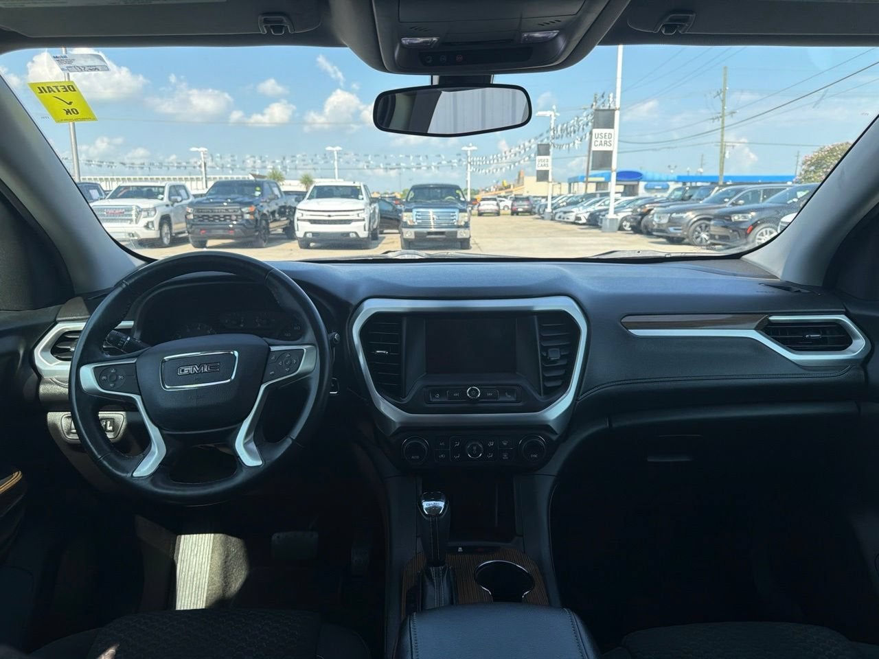2017 GMC Acadia SLE