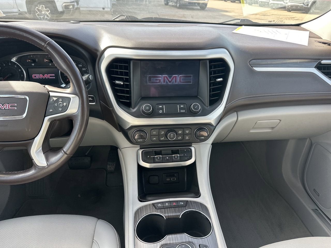 2021 GMC Acadia SLT