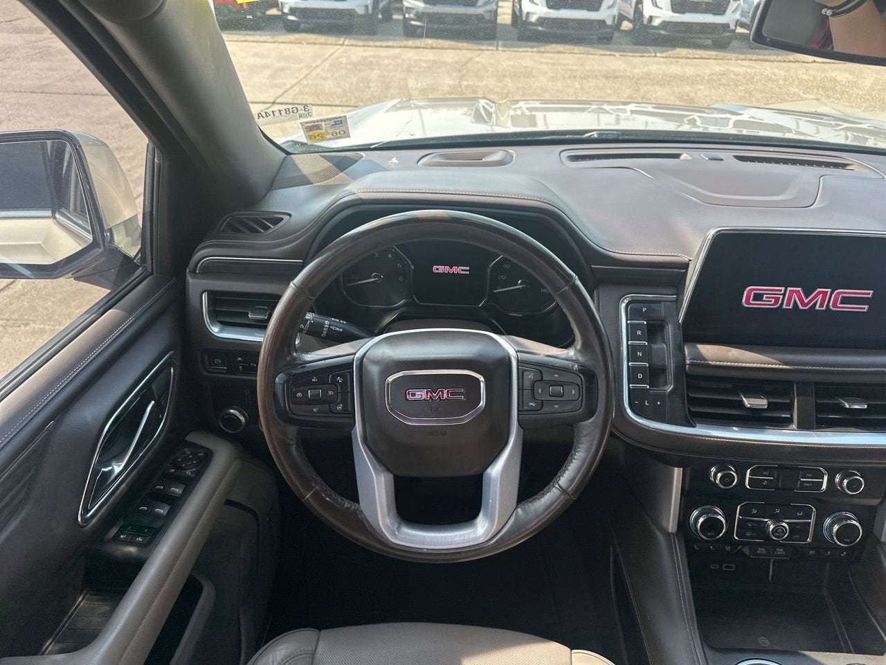 2021 GMC Yukon SLT