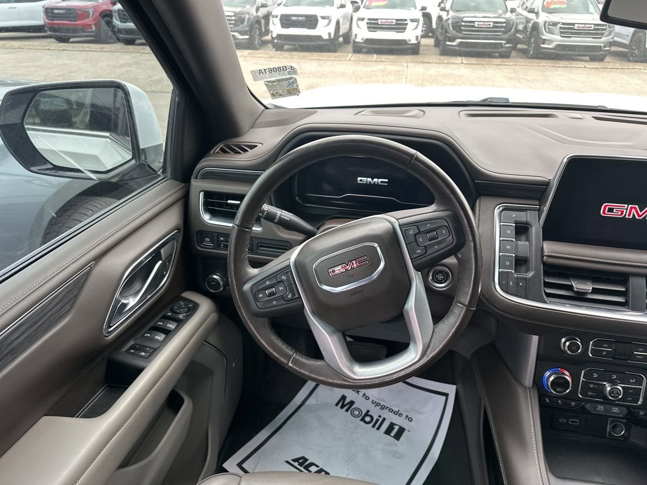 2022 GMC Yukon XL SLT