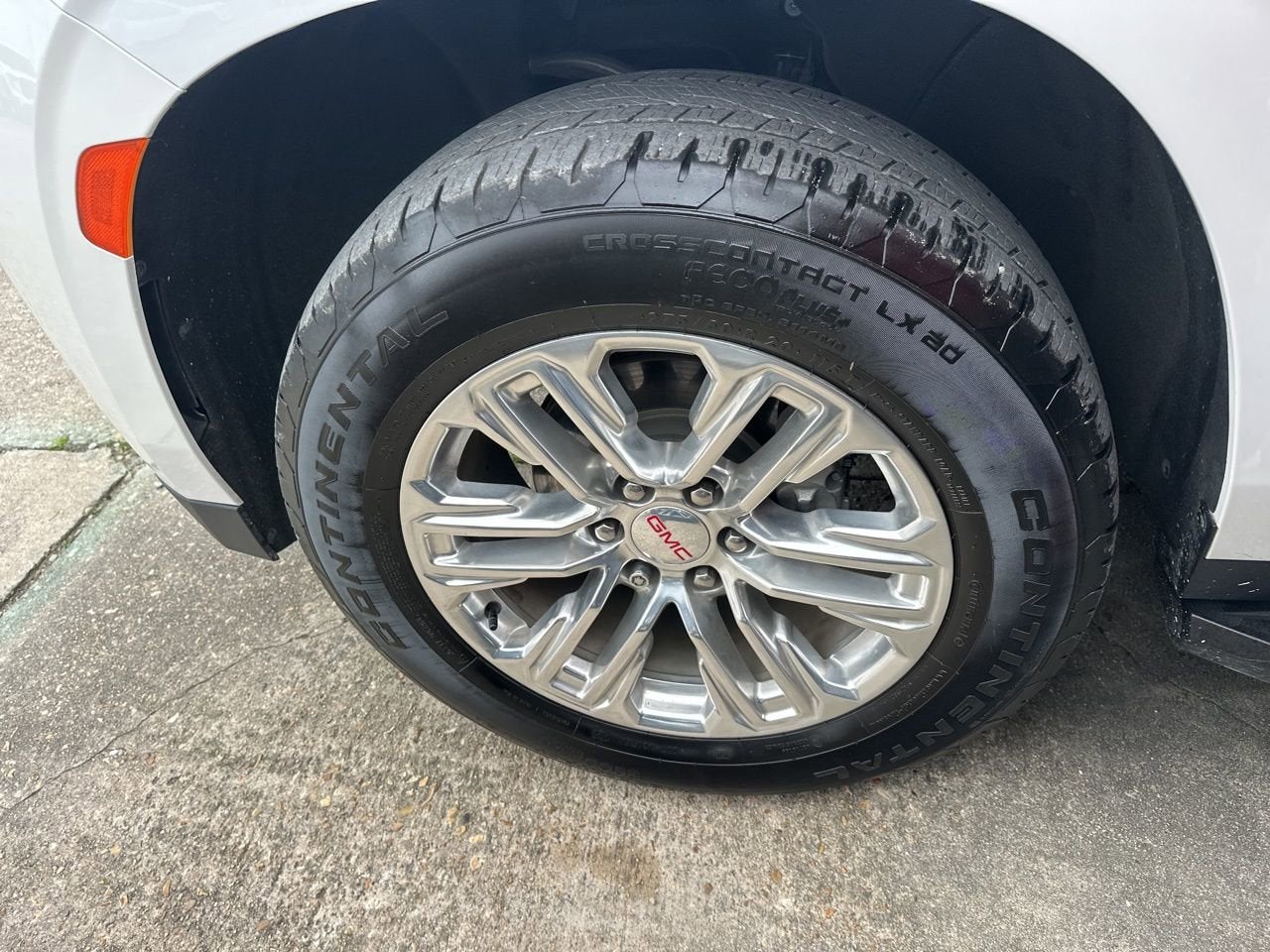 2022 GMC Yukon XL SLT