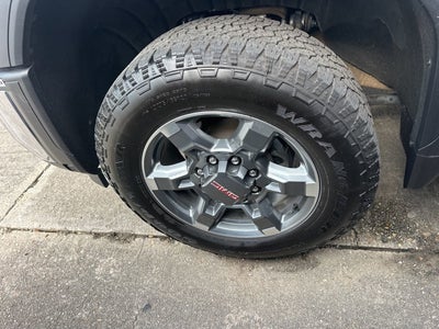 2025 GMC Sierra 2500 HD SLE