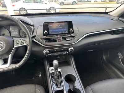 2022 Nissan Altima S FWD