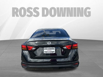 2022 Nissan Altima S FWD