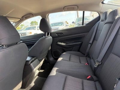 2024 Nissan Altima 2.5 SV