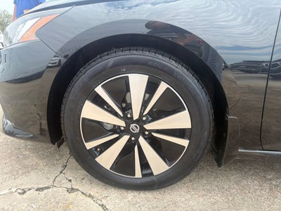 2022 Nissan Altima SV FWD