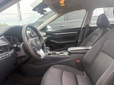 2022 Nissan Altima SV FWD