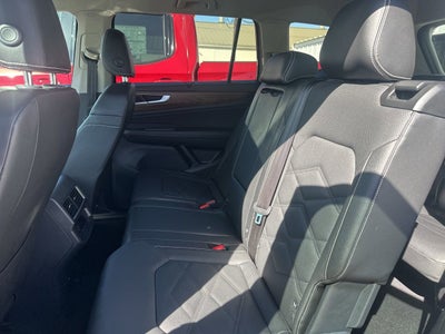 2025 Volkswagen Atlas 2.0T SE w/Technology