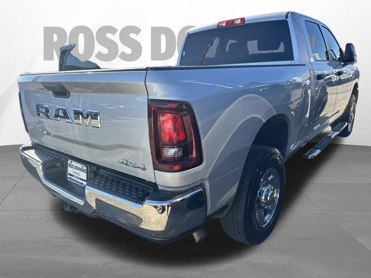 2026 RAM 2500 Tradesman Crew Cab 4x4 6'4" Box