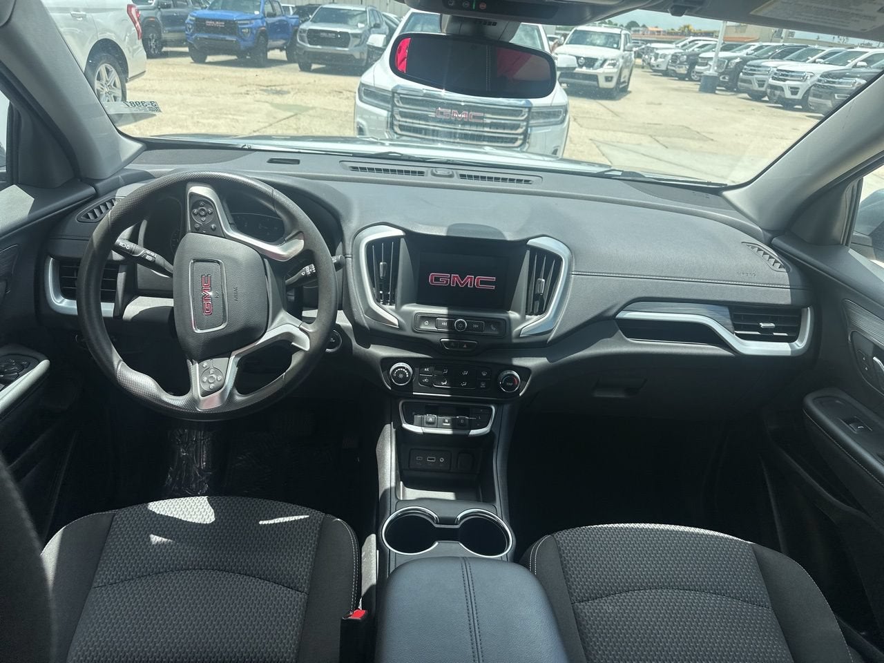 2024 GMC Terrain SLE