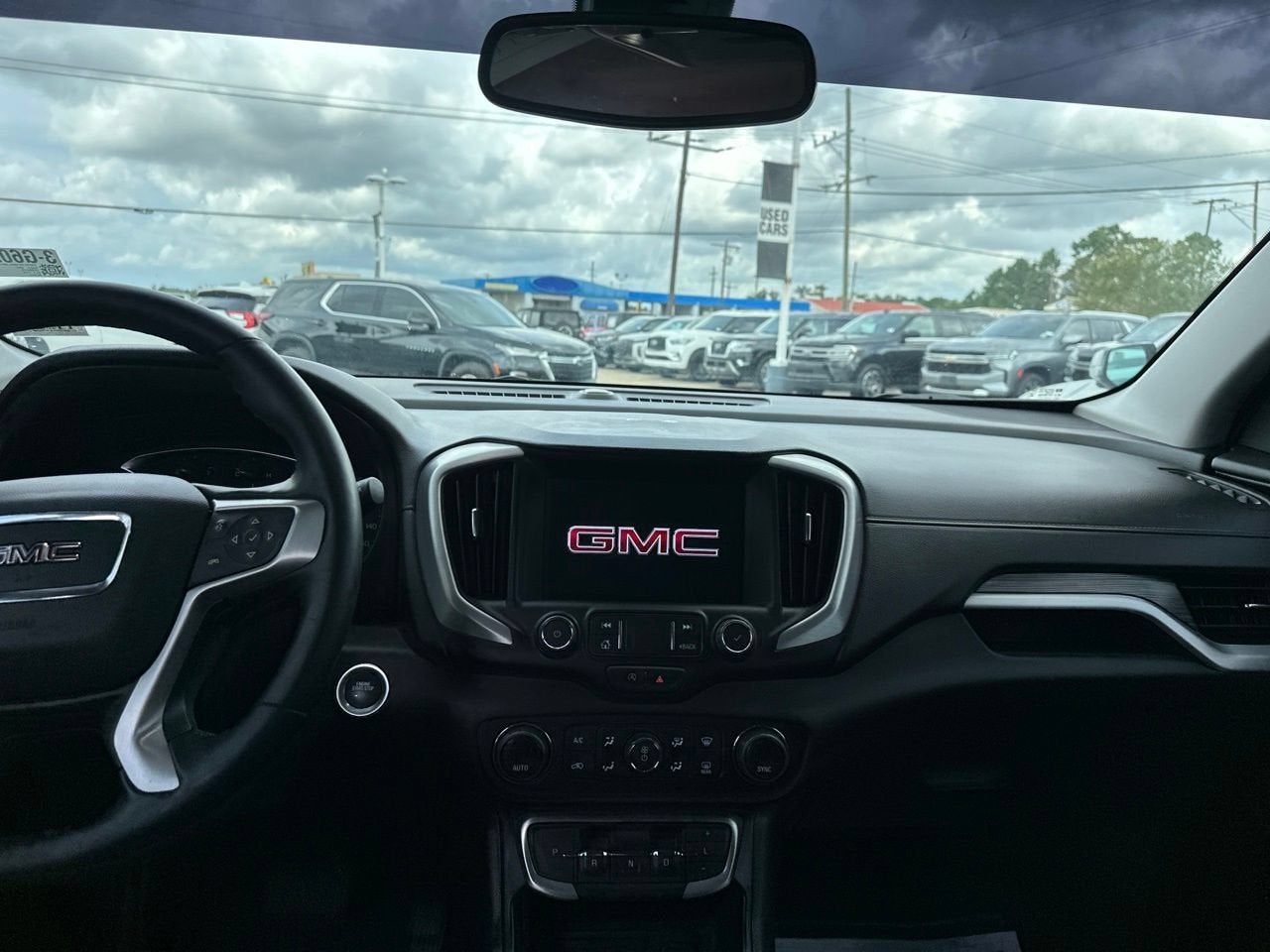 2024 GMC Terrain SLT