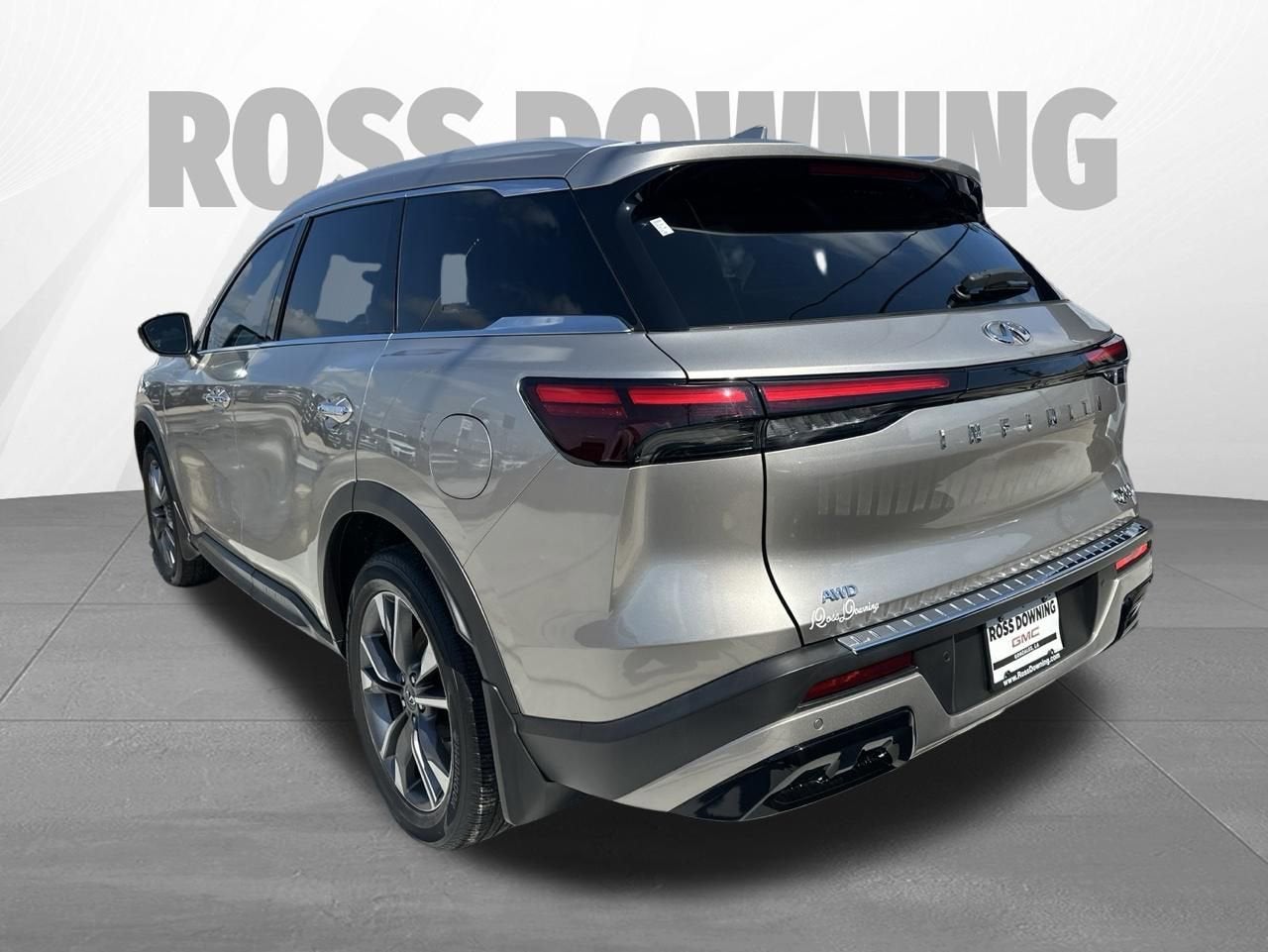 2023 INFINITI QX60 LUXE AWD
