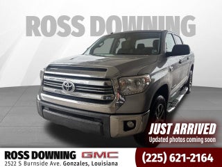 2017 Toyota Tundra SR5 5.7L V8
