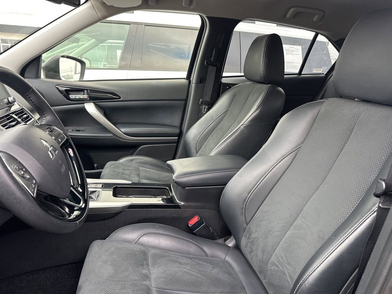 2025 Mitsubishi Eclipse Cross SE