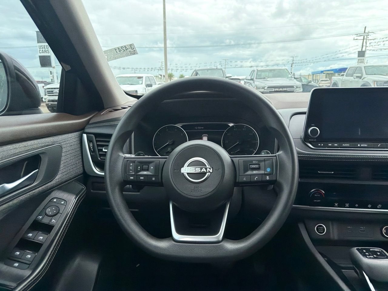 2023 Nissan Rogue SV FWD