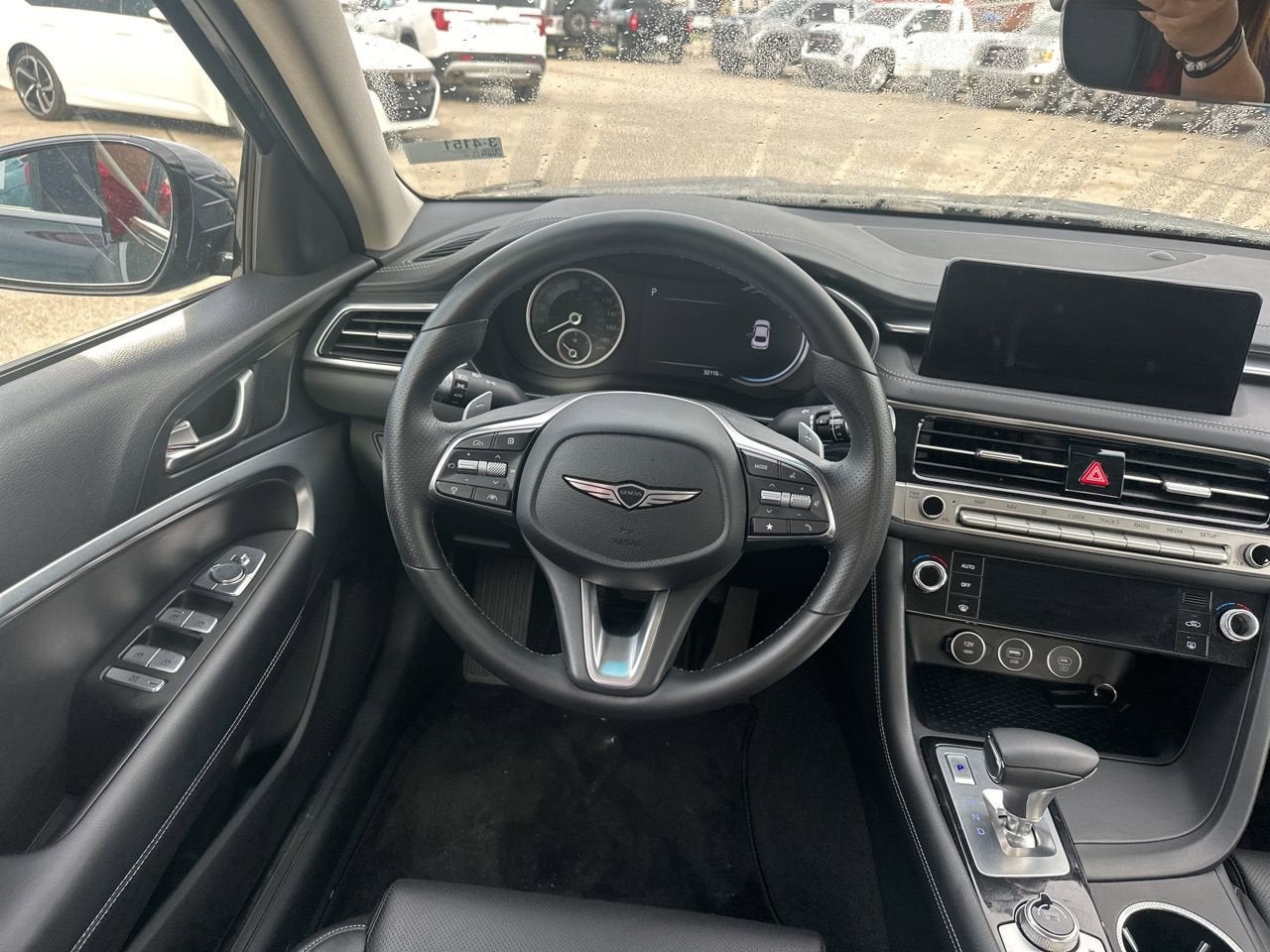 2025 Genesis G70 2.5T