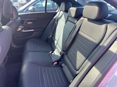 2025 Mercedes-Benz C 300 C 300