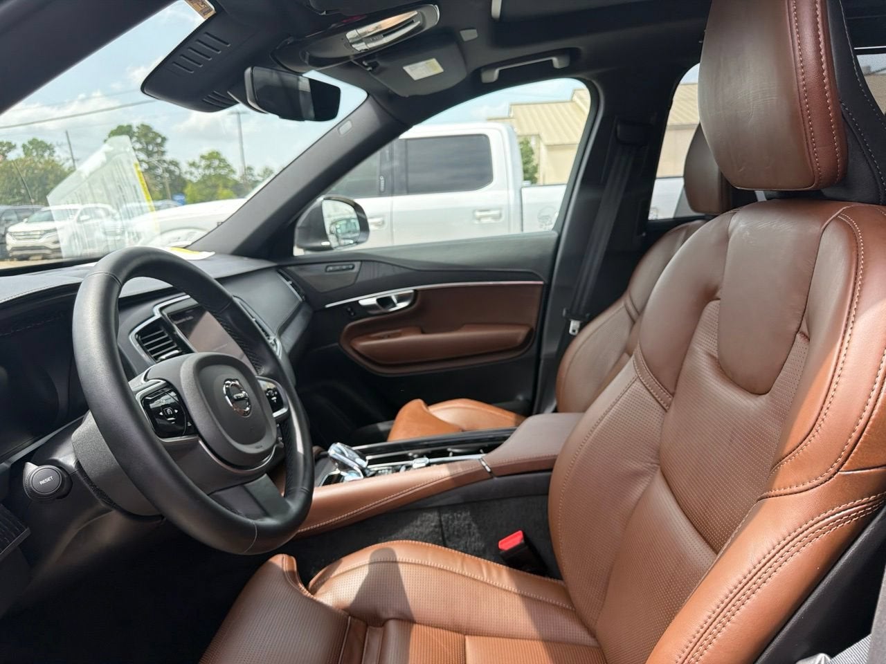 2025 Volvo XC90 B6 Ultra