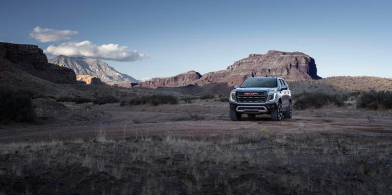 Side view of the 2025 GMC Yukon SUV